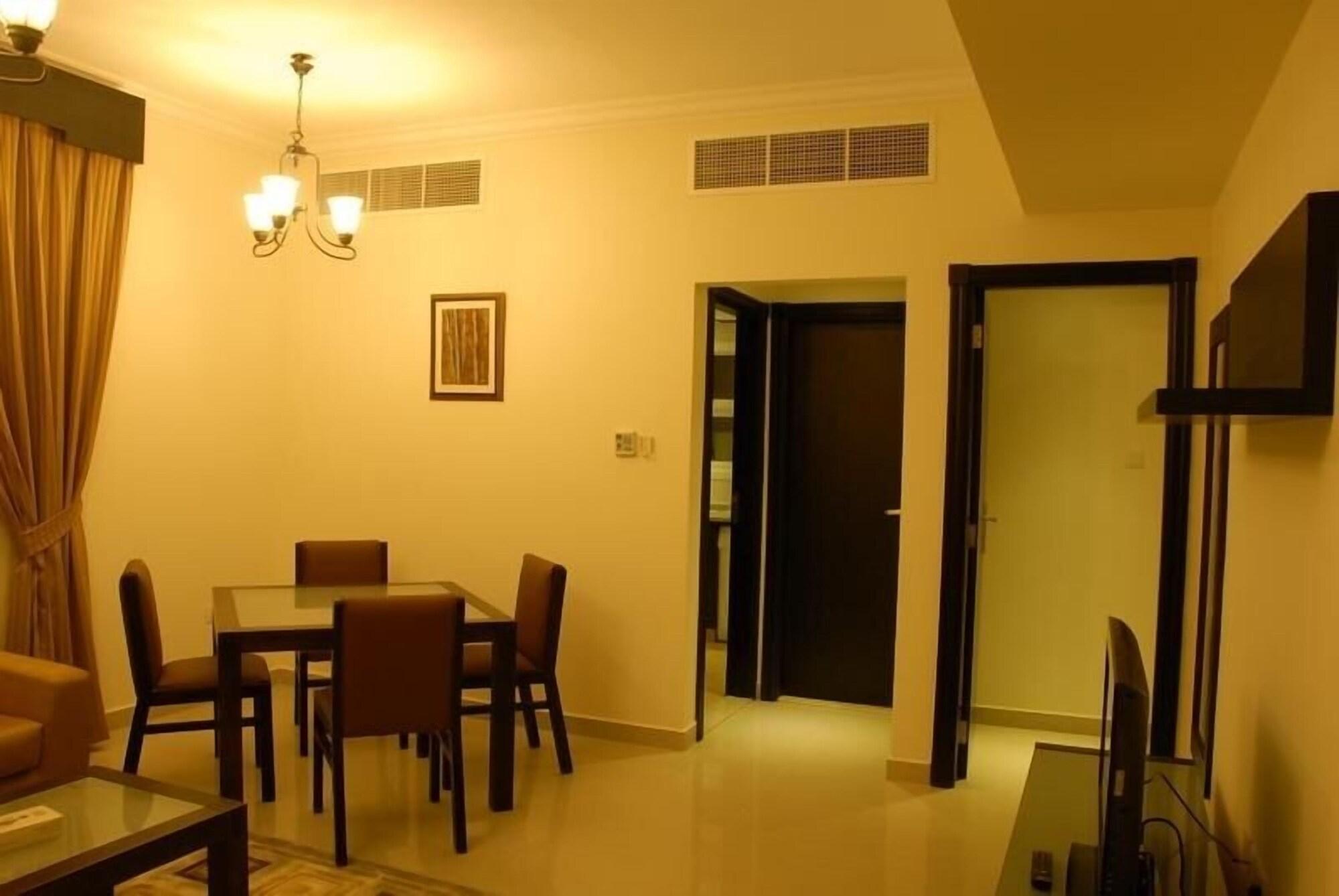 Al Hayat Hotel Suites Sardzsa Szoba fotó