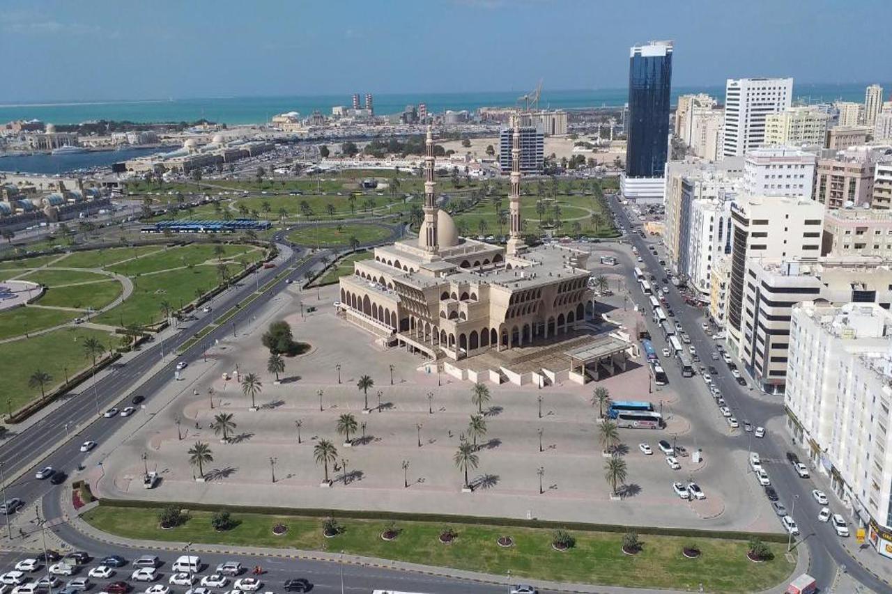 Al Hayat Hotel Suites Sardzsa Kültér fotó