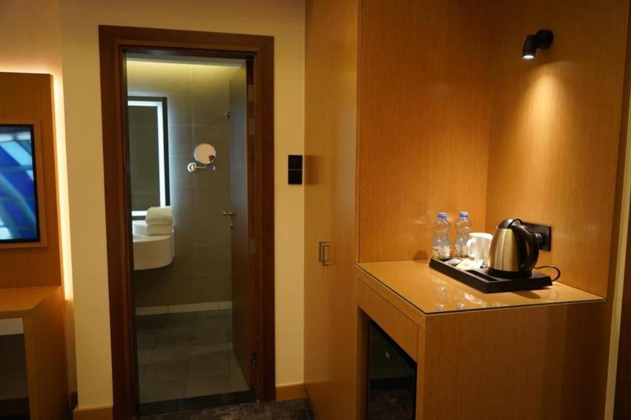 Al Hayat Hotel Suites Sardzsa Kültér fotó
